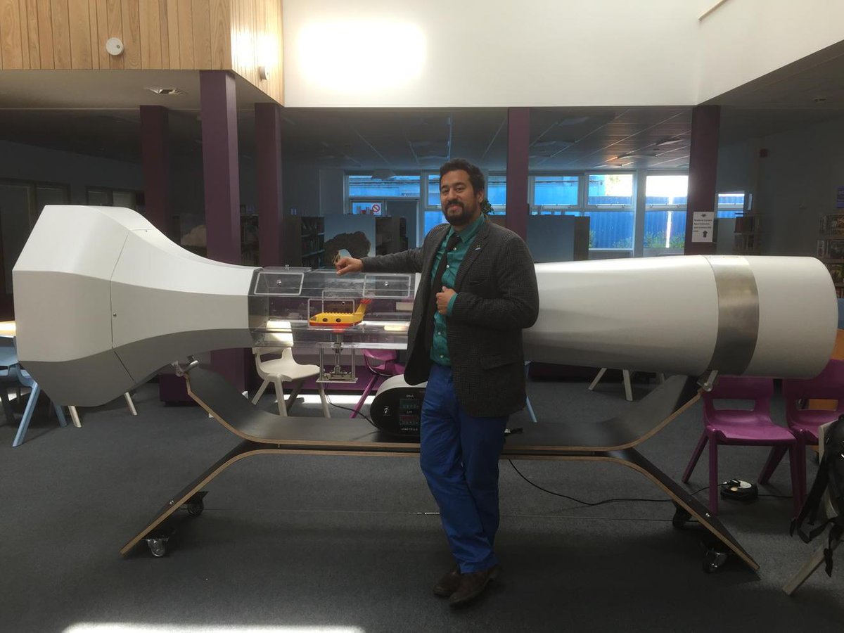 hashampersand's tweet photo. Testing plane in wind tunnel for the Purbeck School Science Fair. Thanks to Clive@ScaleEngineering for the tech! http://t.co/BY2fyuXRsn