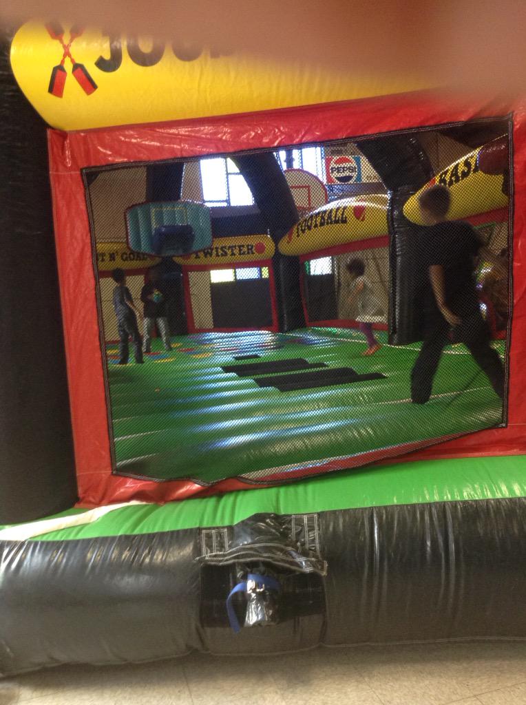 YWILLNPA's tweet photo. #Ferguson Community Day @LUDNPA http://t.co/4btNzFdH4y