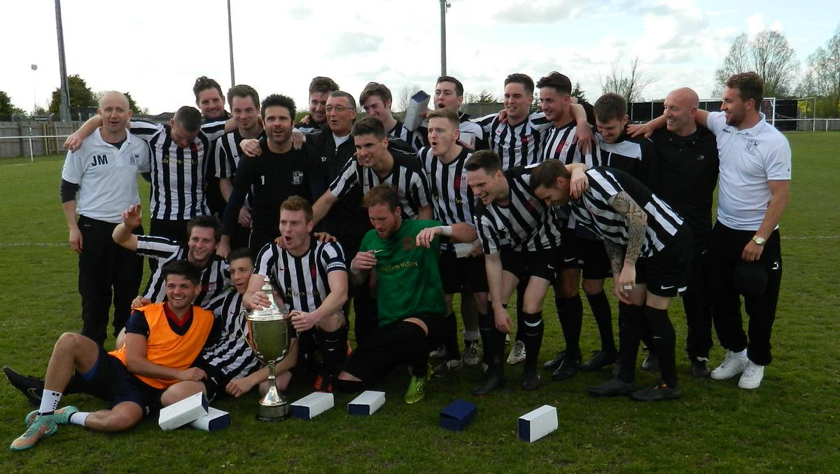 Longmelfordfc's tweet photo. #champions http://t.co/eghHudBegh