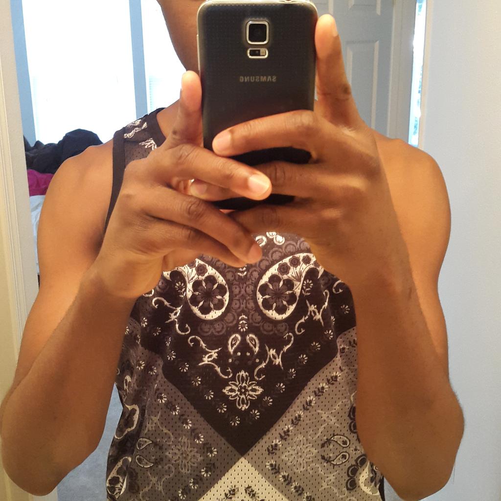 Tijanibamba3's tweet photo. Still single tho👌 http://t.co/Cs6MGxLhZu