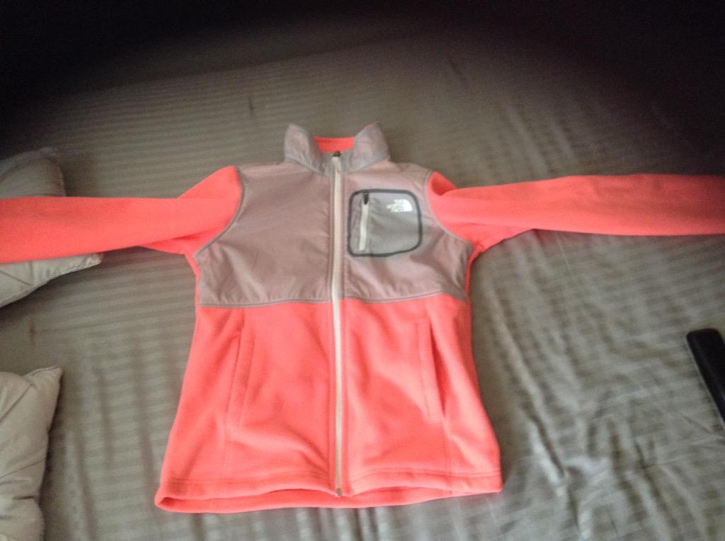 bestateverthing's tweet photo. Just the first North Face more to come😉😍 http://t.co/4LGQ6Bl3ai
