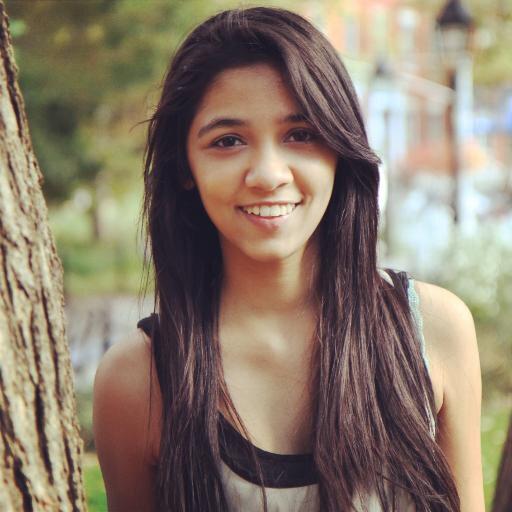 STEMArtChic's tweet photo. RT @nyuniversity Meet #NYU junior &amp; @GlamourTopTen grand prize winner @prakash_mansi http://t.co/u2BIbStFgQ http://t.co/psWSpv7Mk3