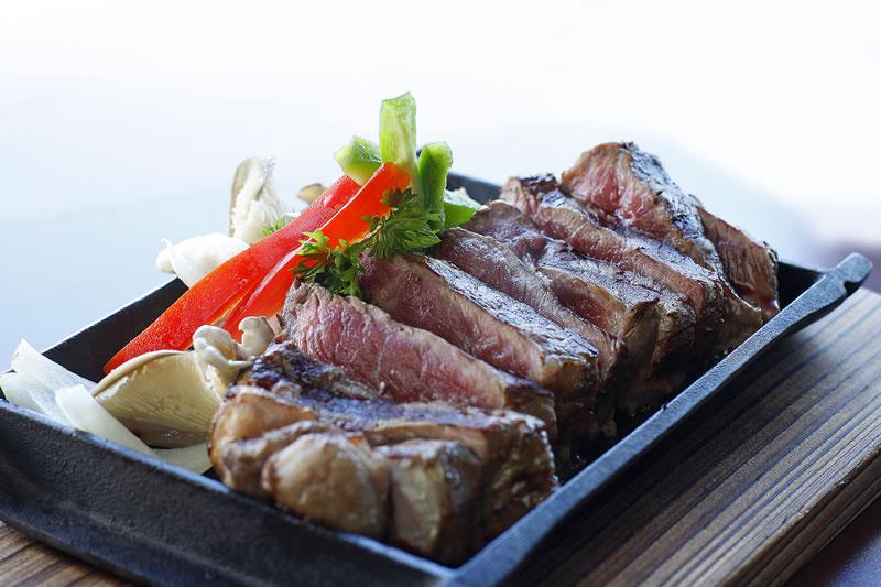 FerndaleRW's tweet photo. The Sizzling Pepper Steak at @InyoRestaurant is served w/ your choice of brown or white rice. #DFRW #foodies #nomnom http://t.co/C4VMVp4IA7