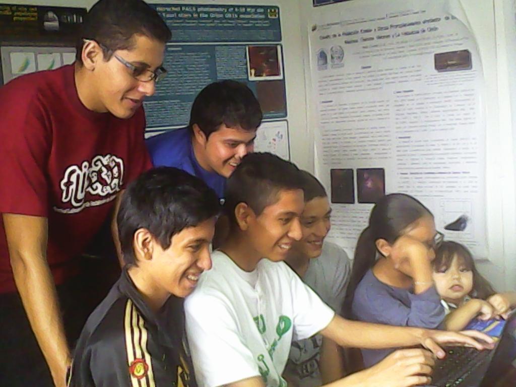 #FLISOL2015 cautivando la atención de los niños