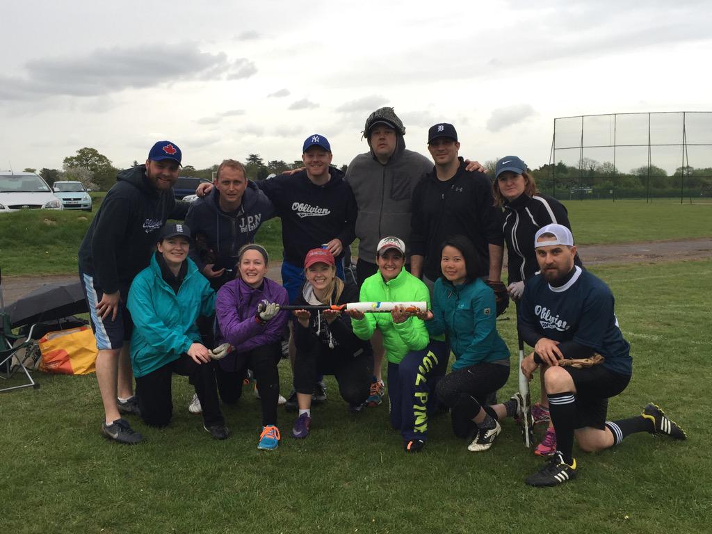OblizSoftball's tweet photo. Celebratory drink. Cup champions. #windsorfirstball http://t.co/50y2R30fJg