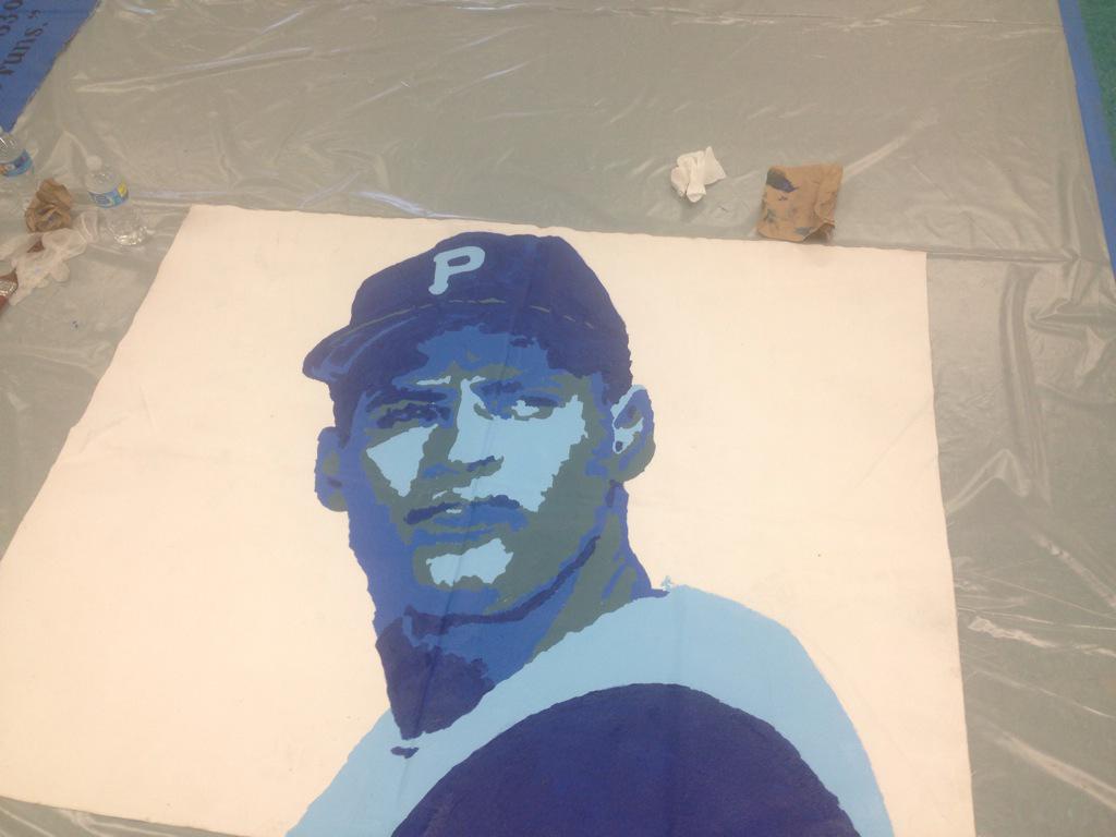 SbuxWfc's tweet photo. "I am more valuable to my team hitting .330 than swinging for home runs" - Roberto Clemente #extrashotofgood http://t.co/SSkvskpMmT