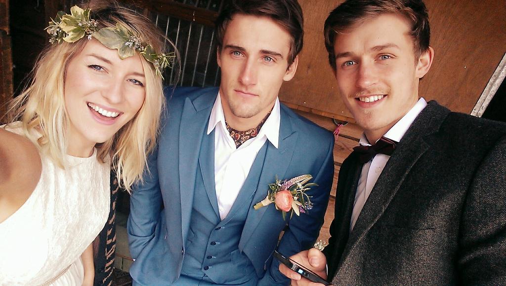 lucyalexclarke's tweet image. Bride'in for today's #BoellePhotoshoot! For the bloomin talented @CathyGater  #ItsANiceDayForAWhiteWedding @Samrev6