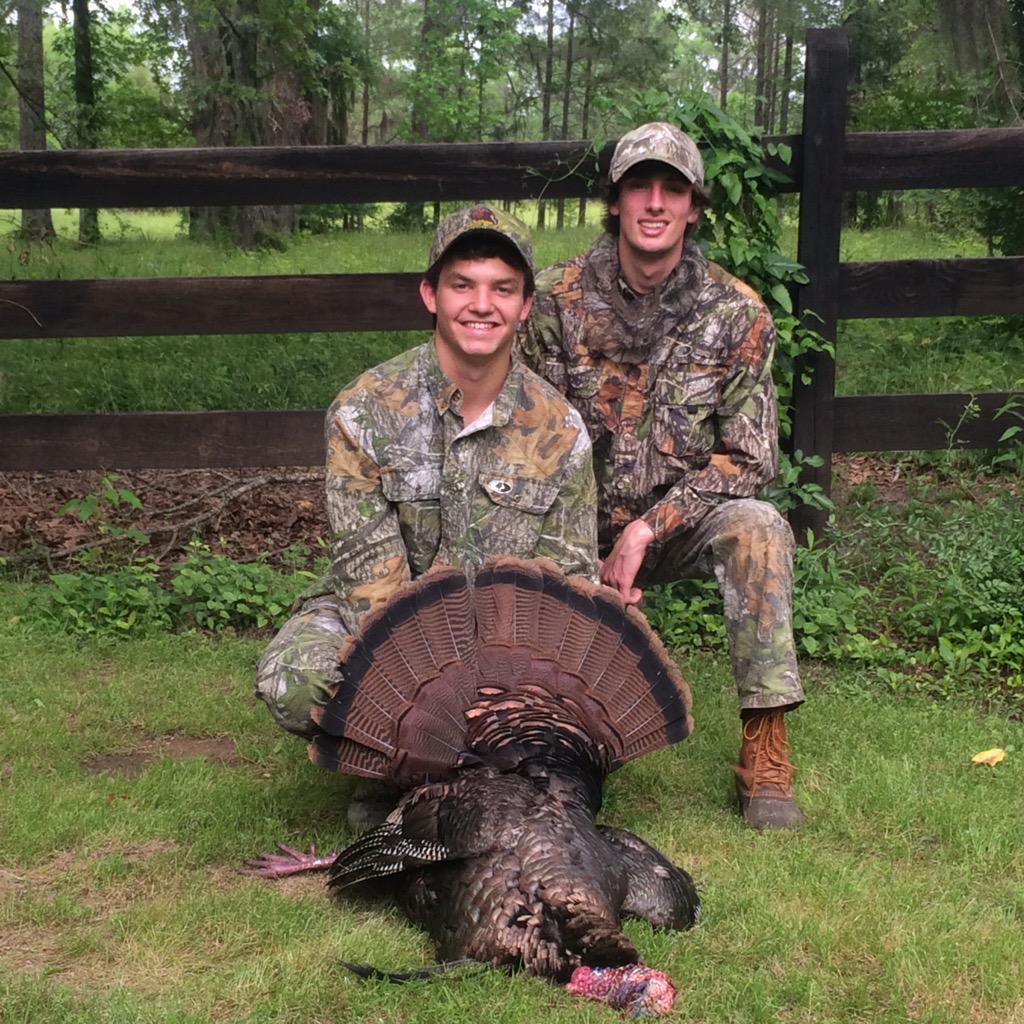 StewartRand's tweet photo. Took him down in about 10 minutes #doublebeard http://t.co/Q98ZdqJ116