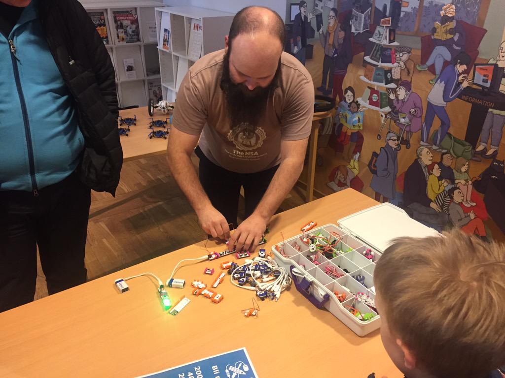 Lite bilder från dagens <a href="/LuleaMakerspace/">Luleå Makerspace</a> Maker Faire.