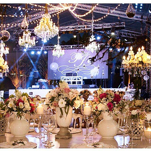 Alkifiesta's tweet photo. ¡Espectacular! #Repost @novellard
Nuestro diseño de anoche, ejecución @fannyloraevents. http://t.co/45aaXjLTnN