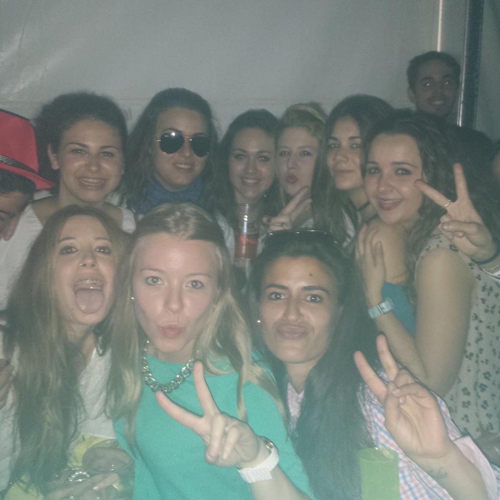 laura fdez albarran tweet media