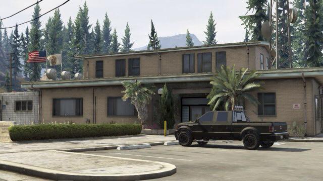 SWAT_GTA's tweet photo. Working with @BCSO_GTA in an effort to find @Alex_Ashfold http://t.co/V0rnEA40Lc