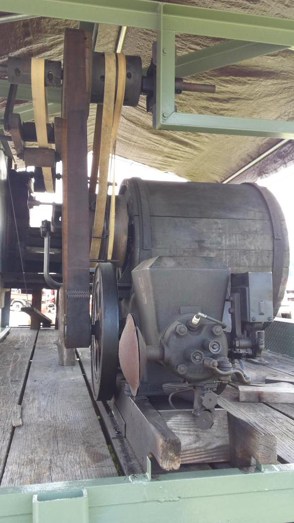 AntiqueWashingM's tweet photo. We just won the oldest display of the show. Appalachia Engine and #TractorShow #GrayTn. Turned pretty after the rain http://t.co/dQOpFUKQFk