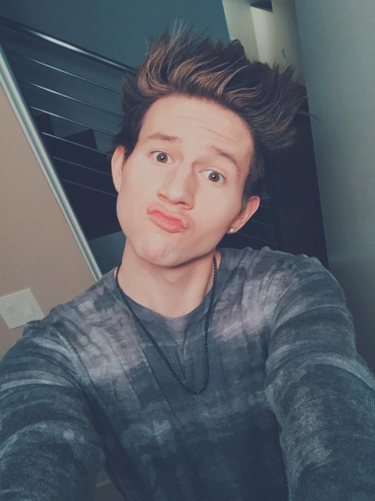 RickyO2lDillon's tweet image. 