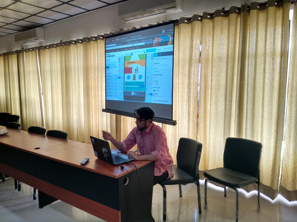 NithFirefox's tweet photo. @sagaroholic and @rohanjaswal2507 took a workshop on @mozilla appmaker and some cool extensions of @firefox today. http://t.co/xiCgOmcgAi