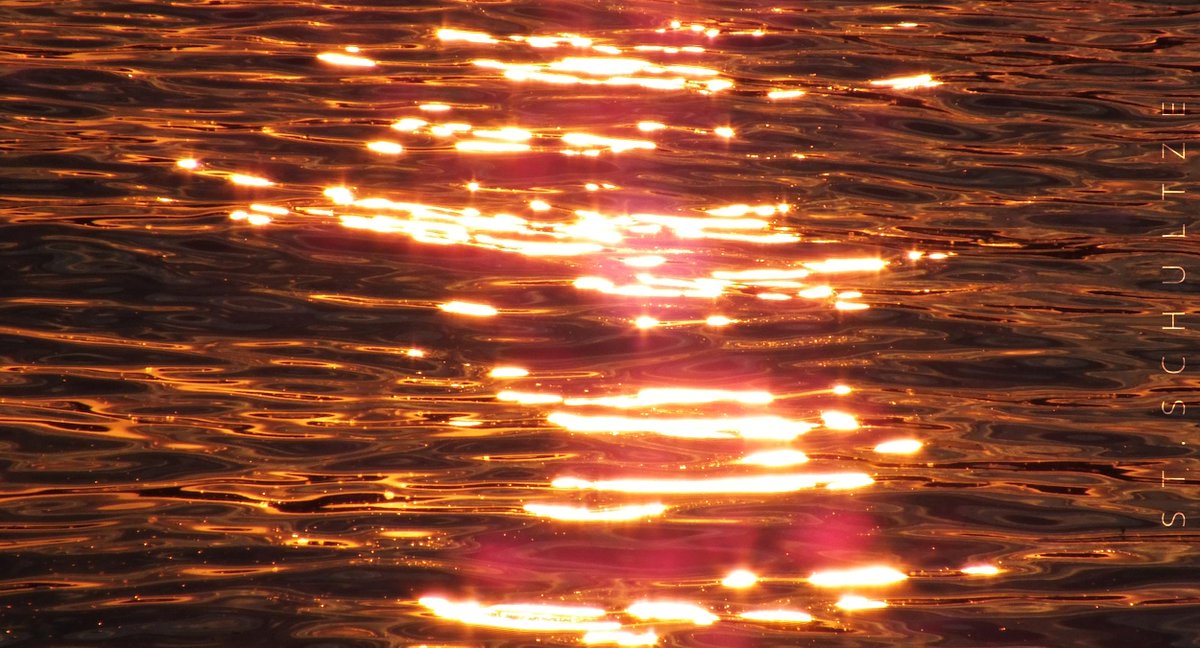 stschultze's tweet photo. ❹ #photos ❶☼ evening in ♡#BERLIN: #SPREE #SUNSET #Oberbaum. XL waves: http://t.co/6FPmNyygBr  https://t.co/KEZPSiohFj http://t.co/hy1QAWd7Ot