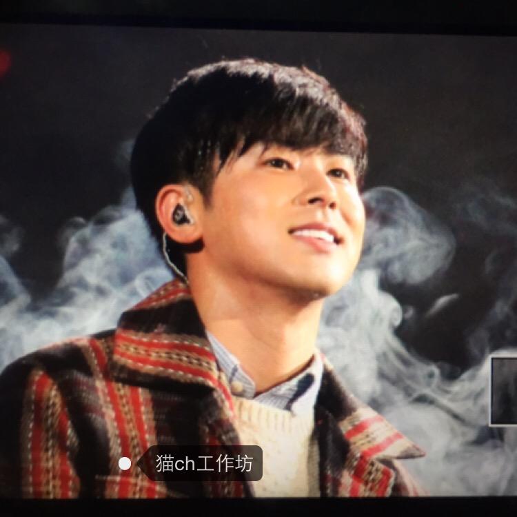 catchuknow's tweet photo. 20150425 #정윤호 #yunho love your smile http://t.co/pS8PgInnMr