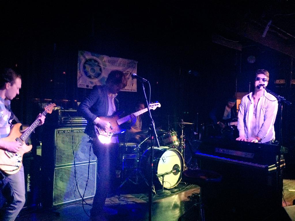 kcconcerts's tweet photo. .@theslowdownkc at @ErnieBiggsKC #MOTMKC #kcmusic http://t.co/oX71piLMR4