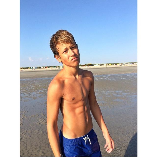 And again wmaf son on Britain's Got Talent dyes his hair blonde and