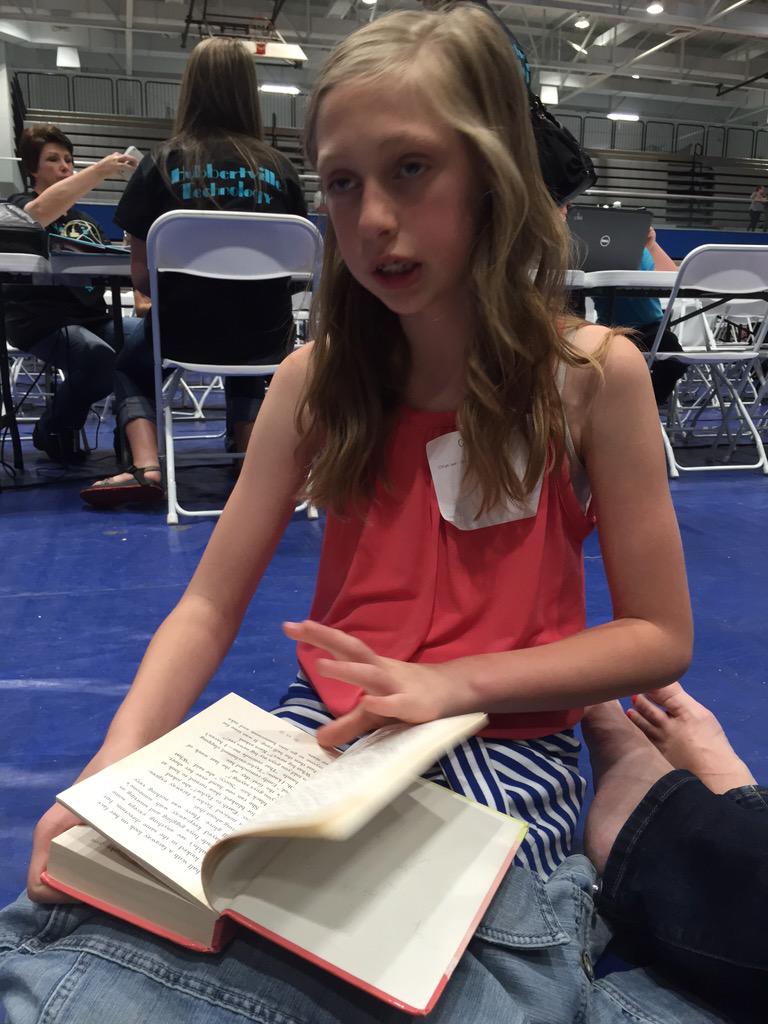 SHill_DMS's tweet photo. @ACTE @MissAdamsLES Waiting on awards at State Tech Competition📱 #ACTEdecatur http://t.co/Vg8sZHHIpS