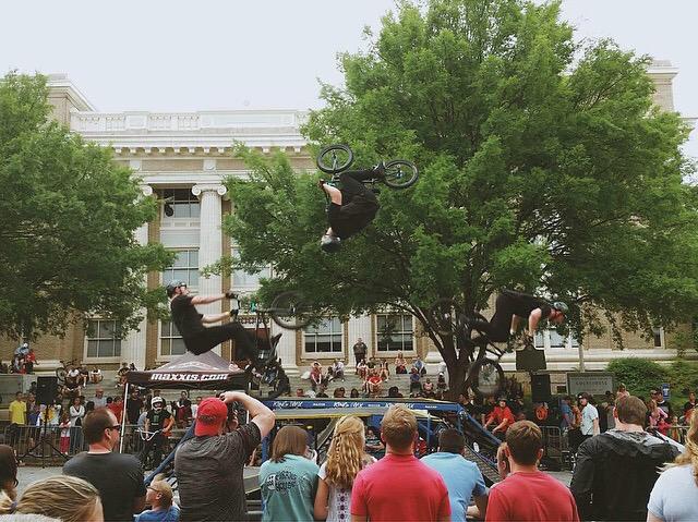 My_Athens's tweet photo. AOC Twilight BMX Stage by @steele64 #aoctwilight #my_athens #athensg http://t.co/MAV17ZnaCL