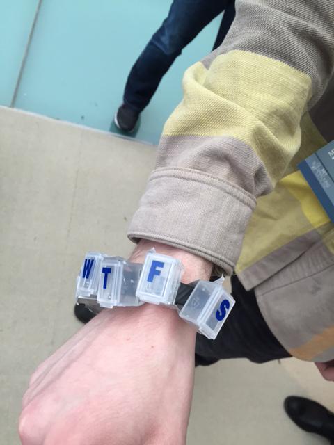 JawboneDev's tweet image. Prescription adherence wearable? #ShipIt #TakeMyMoney @mithackmed #GrandHack