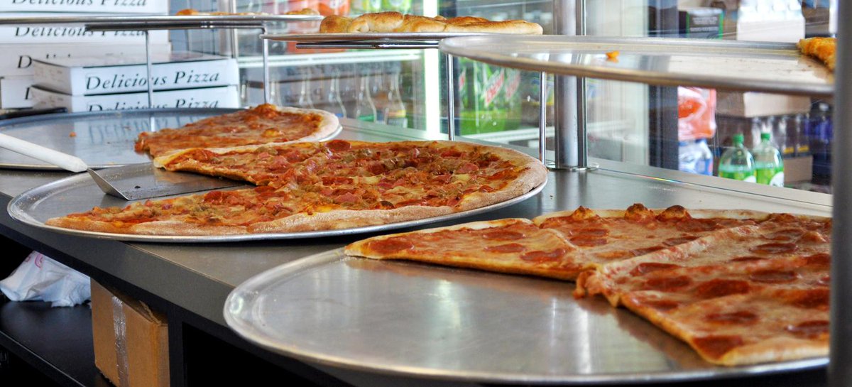 Pizza anyone? #unclejoes #wings #subs