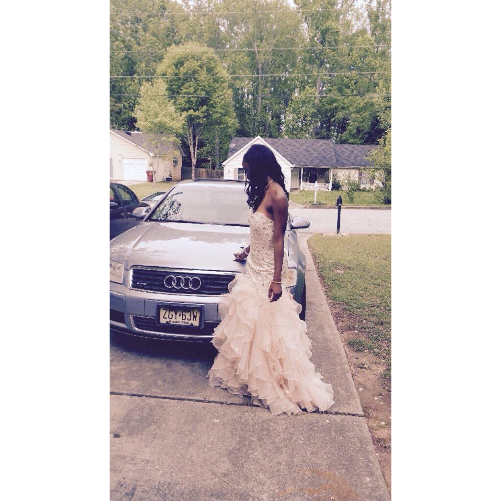 chayeezy's tweet photo. #enJOYthesauce #enJOYtheslay #DABBday http://t.co/OOQXIPBb7X