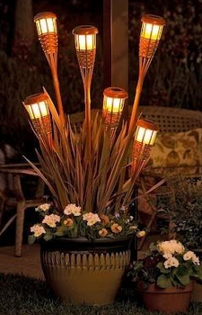 plantjungle's tweet photo. Decorate your pottery with solar lights #patioideas #containergardening #utahplants http://t.co/Hst0JkdxTO