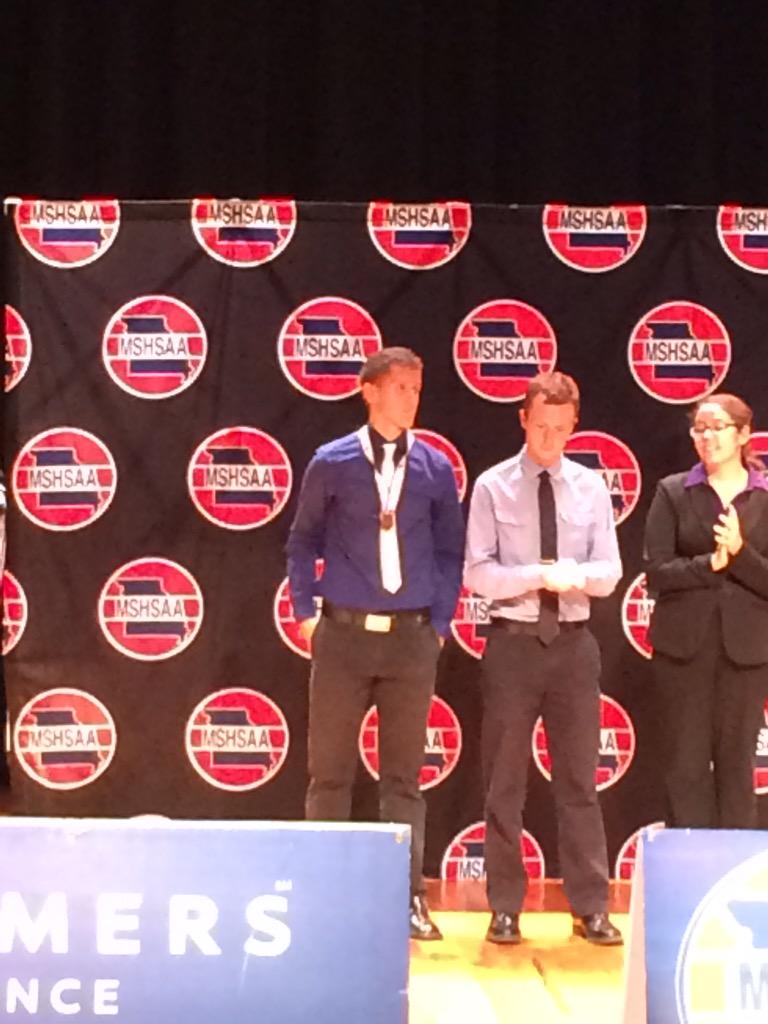 JoelleStL's tweet photo. AJ Porter took 6th place in MO State Radio competition! @fhnactivities @FHN_spebate @FHNtoday http://t.co/AOEjrjvHxL