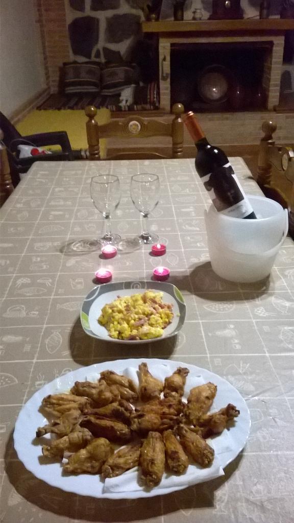 SaraAlbercaSnch's tweet photo. Cenoteee con flamenquito de fondo..muero de amor 💘 @rubengares_16 http://t.co/GV0XqUhov6
