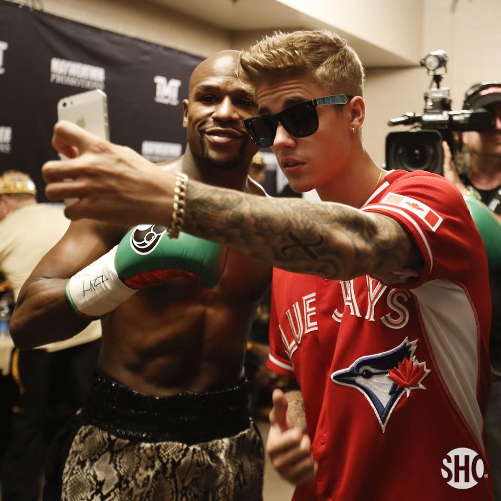 CDeSvSfUsAActjc.jpg:large