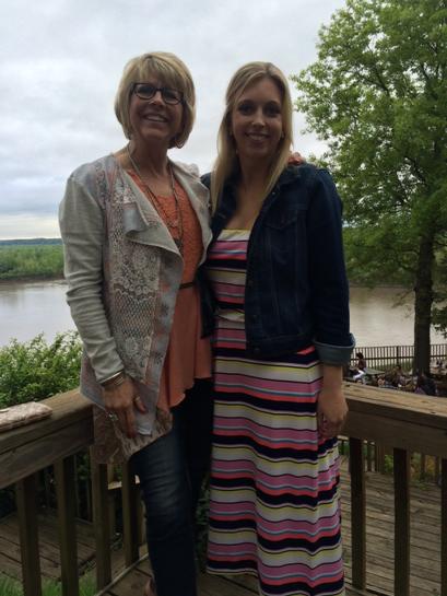 BarbJAllen's tweet photo. #cantbeatmomsweekend http://t.co/FL104nmOwy