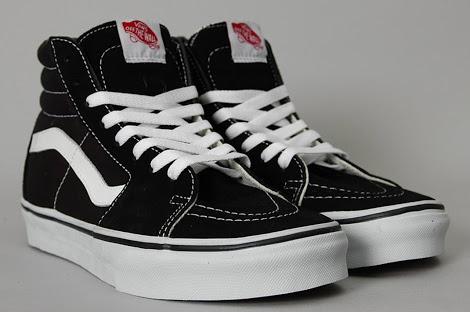 goodshoessss's tweet photo. Ready Stock Vans Sk8 - Hi Black White
Size 4.5 - 11
Idr 775.000
@CasualStand @Callista_SS @CTputrashop @CKSneakers_ http://t.co/L5WpuCZNOJ