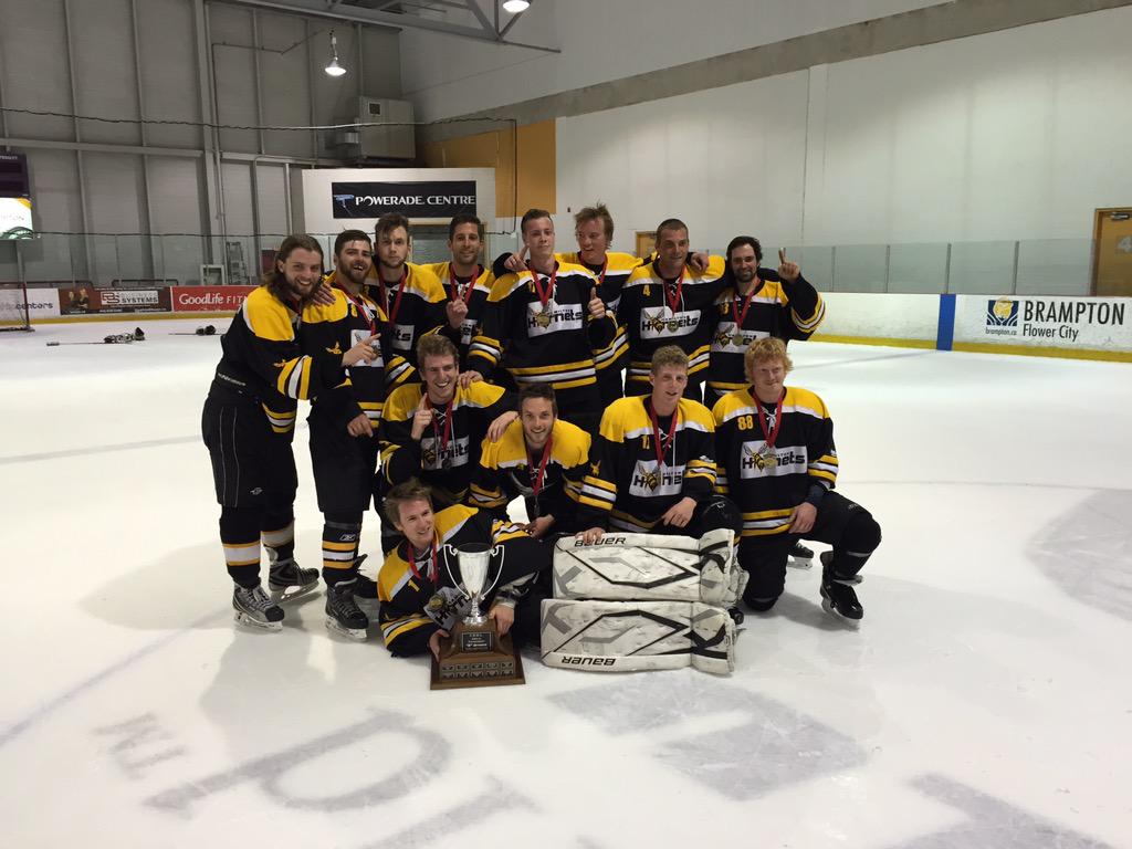 CRHLUpdates's tweet photo. Hamilton Hornets win the B finals in a 3-2 effort against the Smithville Whalers http://t.co/FwZdofuLGL