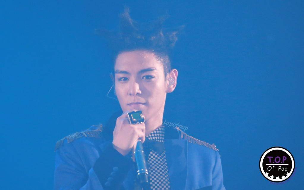 TOP_BIGBANG_FAN's tweet photo. [MADE TOUR] #TOP @ BB concert - D1. (Cr. Topofpop , ut.o.pia) http://t.co/kfOFPcuzuo