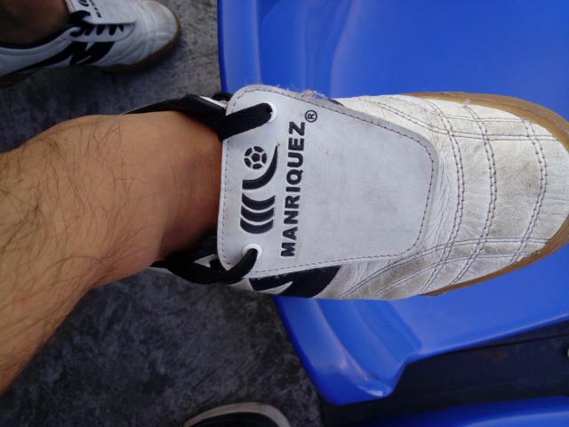 OliiDimas's tweet photo. Esperando el silbatazo inicial #HoyGanaLaRaya 
Patrocinador oficial #LosManriquez.  @lamolechida @MorocoPalacios http://t.co/ZE9d22HYCf