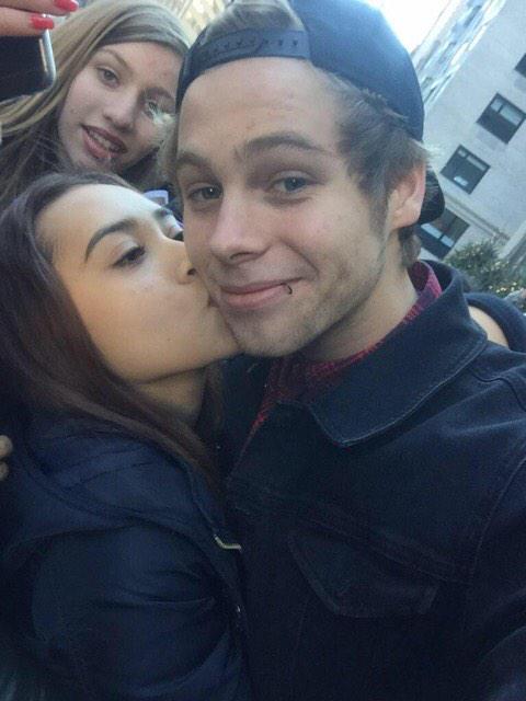 breadsmiling's tweet image. 