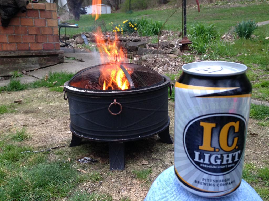 greg_bender's tweet photo. Another Saturday night in front of the fire with @MindySaxton and @DrinkIronCity.  This is the life. http://t.co/tFk8hjTn04