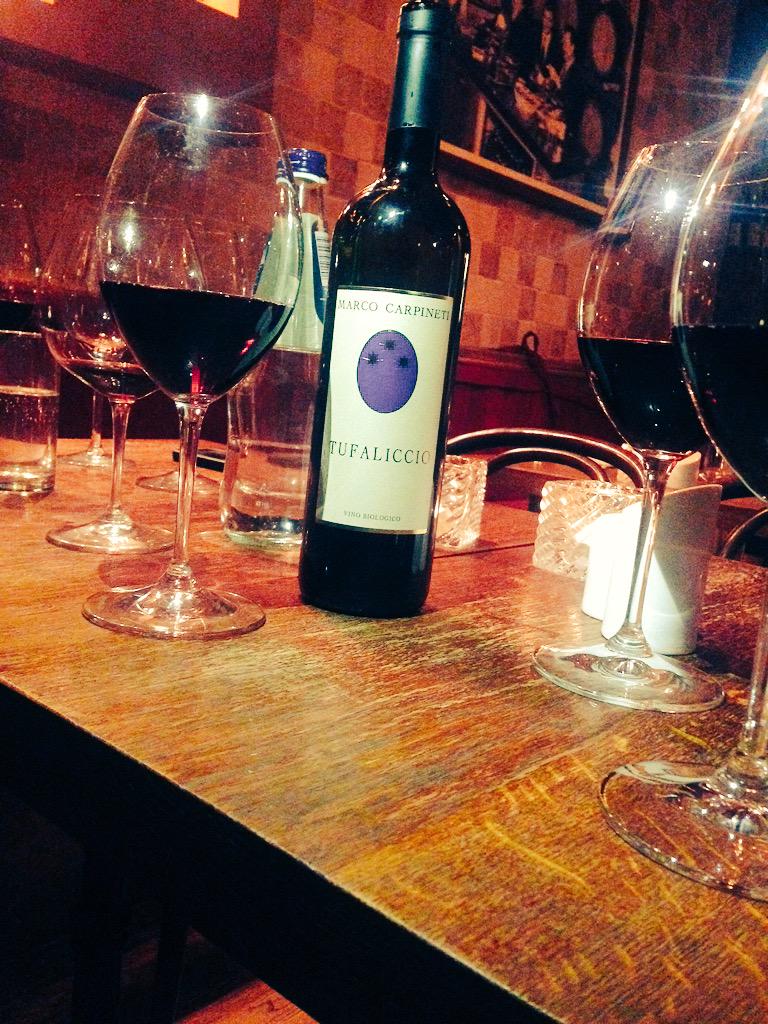 amazone823's tweet photo. #winelover #dublinlife #winetasting !! After long and very very busy night !!! @workshop_wine @vicoletto http://t.co/vTFIdUpgZ6