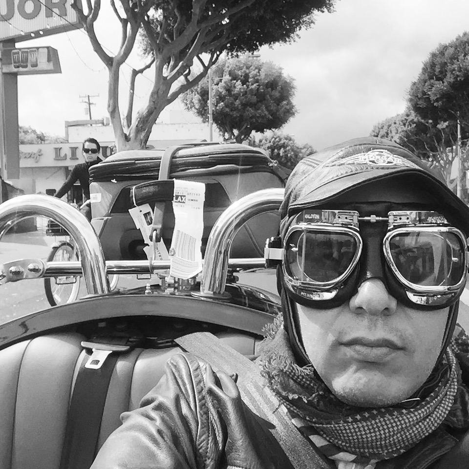 AlexRoy144's tweet photo. Morgan 3-wheeler. Santa Monica. Now. #notallluggageracks #morgan3wheeler #morganadventures http://t.co/3f1v5zDAQX
