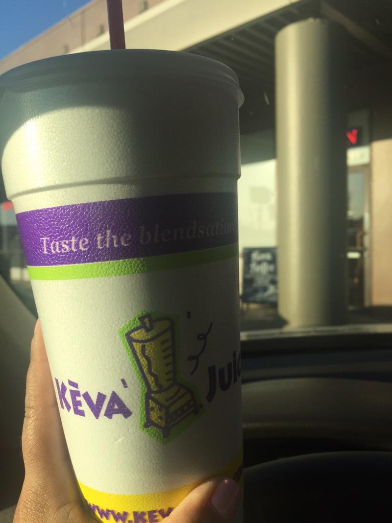 _Cova_Cova's tweet photo. Addicted to my raspberry rush with stressed @kevaSanAntonio #kevalife #smoothie #raspberryrush http://t.co/mgNxfvoXfz