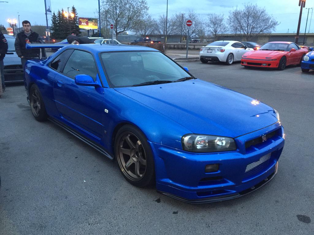 GrahamBuist's tweet photo. This is only one of the cars that I would trade my 2015 #sti for without a 2nd thought. #GTR #skyline #iwant #yeg http://t.co/52kJIcOgAZ