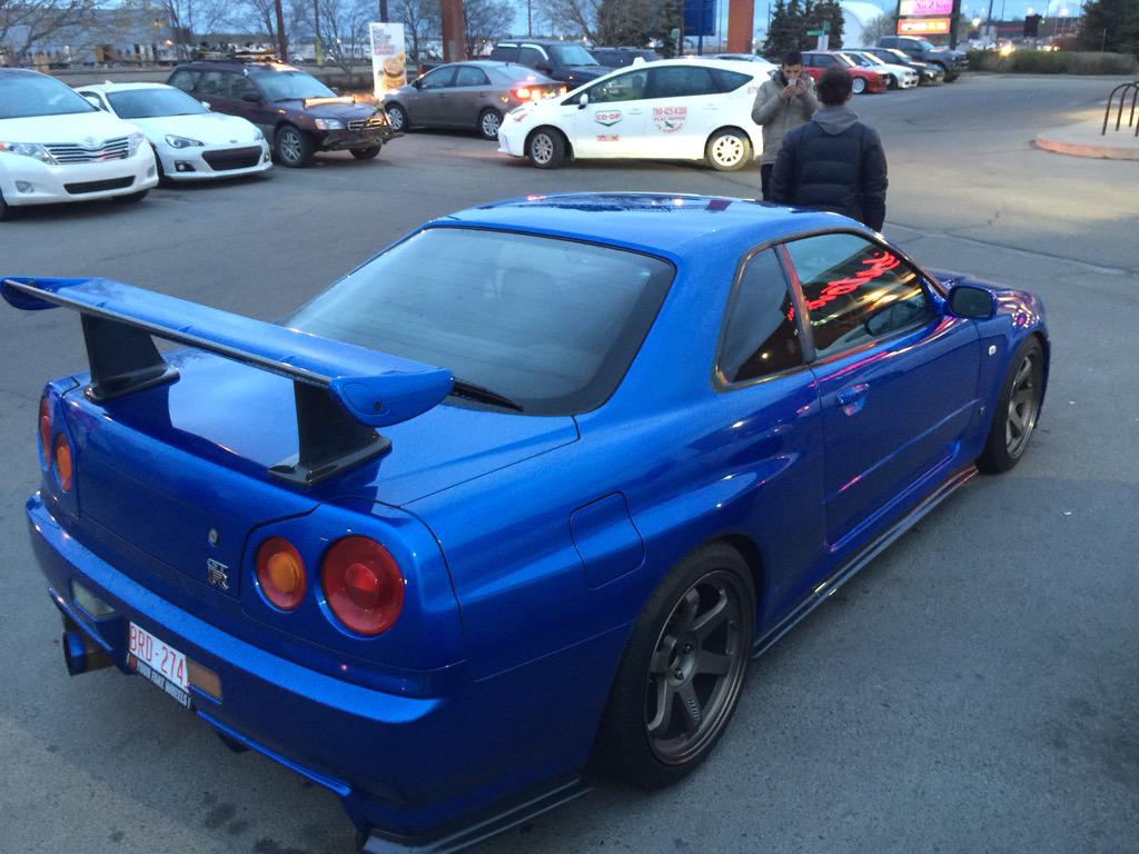 GrahamBuist's tweet photo. This is only one of the cars that I would trade my 2015 #sti for without a 2nd thought. #GTR #skyline #iwant #yeg http://t.co/52kJIcOgAZ