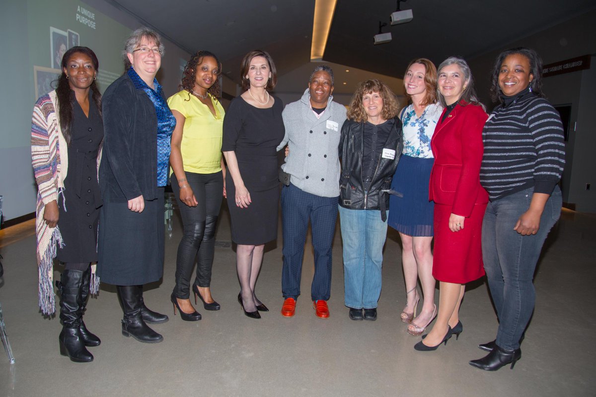 Tradeswomenyes's tweet image. #tradeswomen w Vicki Kennedy at opening of E M Kennedy Institute.  #20%by2020 #itsgoodtobeunion