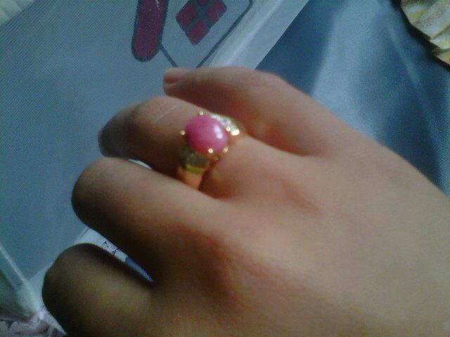 Riafrida's tweet photo. Pagi² dikasi red borneo sama babeh, makasiiii bapak sayang. Colek @Amipriani :p http://t.co/txwV3AhwGy