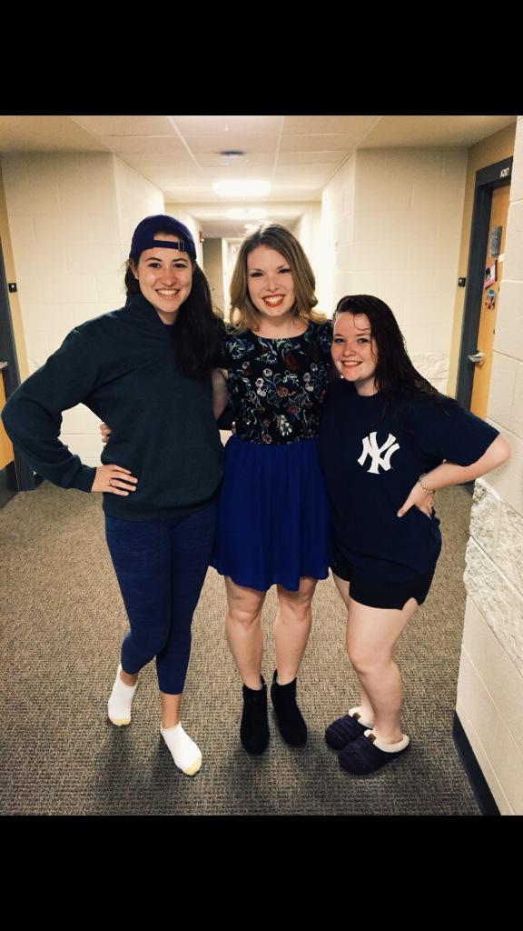 meagaindoh's tweet photo. Sending our lil bae off to formal ❤️ #lookinlikearat #shelookslikeamodel http://t.co/STpkZ01AXl