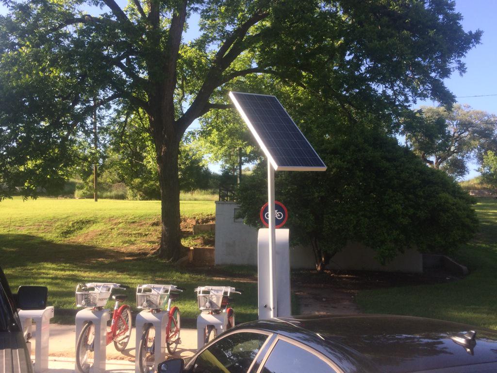 GoodFaithEnergy's tweet photo. Use the hashtag #spotthesolar whenever you see solar energy at work. Don't forget to mention us! #BartonSprings http://t.co/s4EjIgLf6v