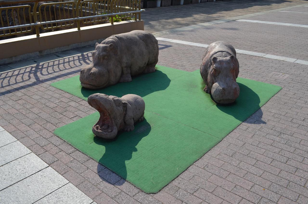 payapaya　カバのオブジェ caruna_fr150262.jpg