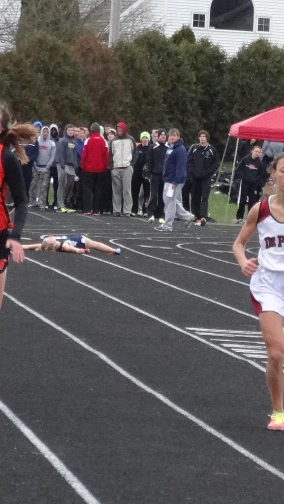 clairevb21's tweet photo. When you realize you hate running http://t.co/ClHR4n3j4z